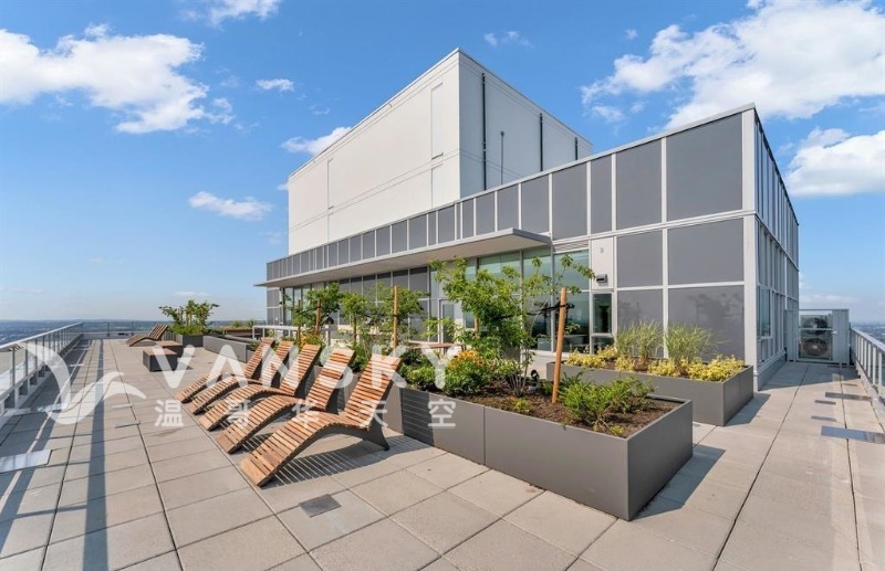 260201163224_rooftop garden 05.jpg